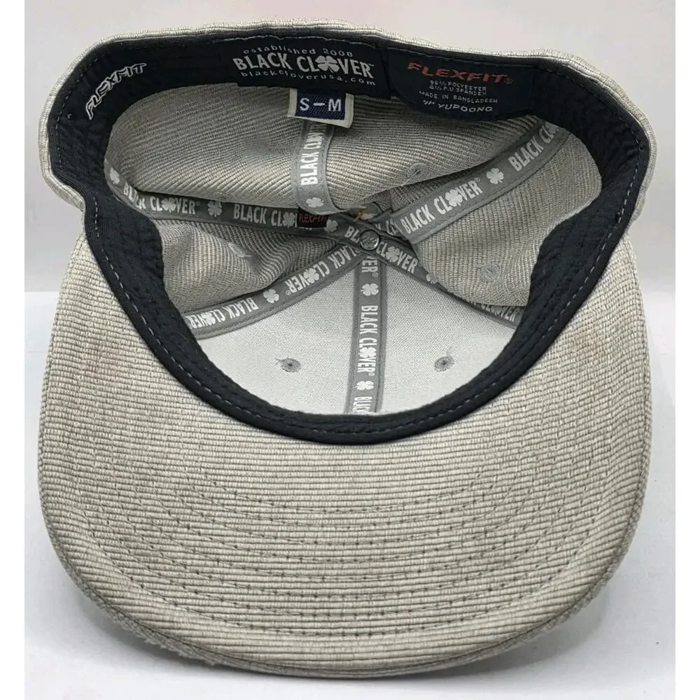 Black Clover Live Lucky FlexFit Hat Cap Red White Blue USA Logo‎ S/M Rawlings